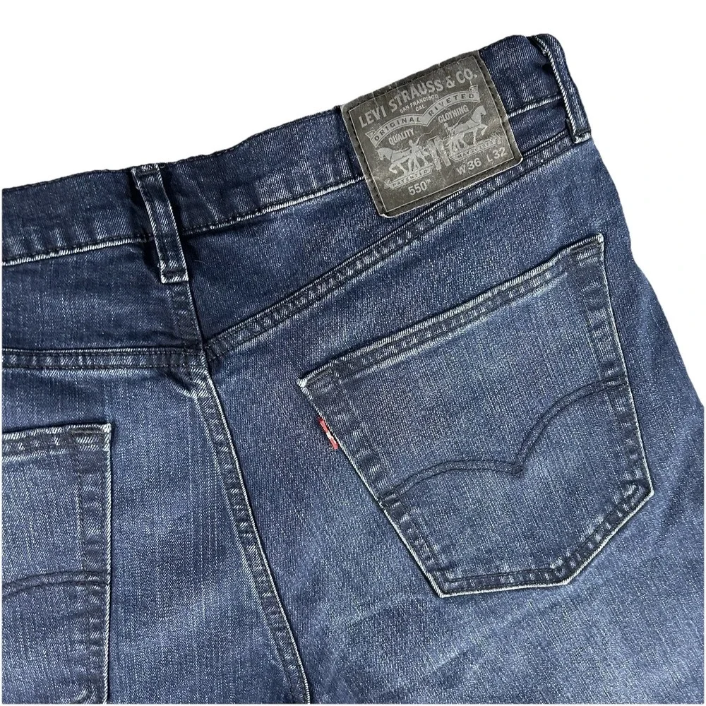 Levi's 550 Men Relaxed Fit Dark Wash Denim Jeans 36x31 Americana
